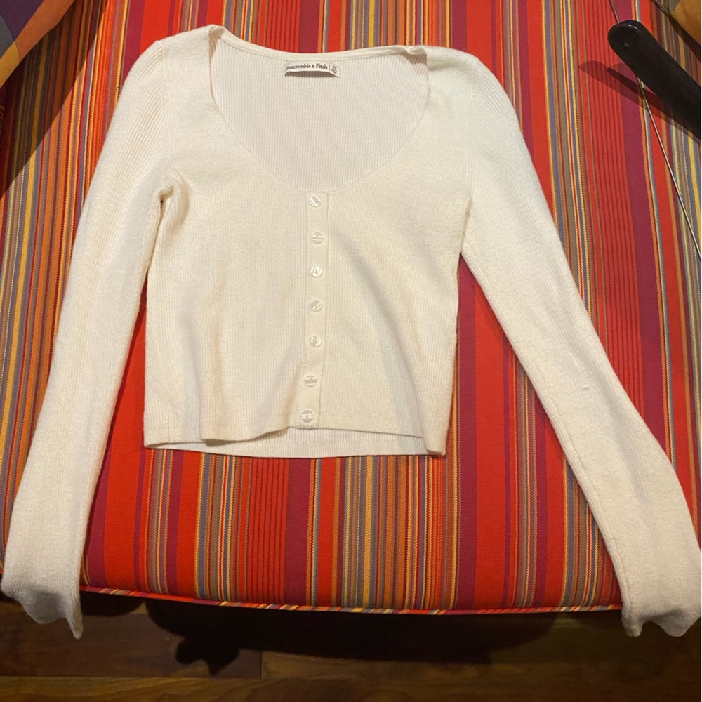 Abercrombie and fitch knit top